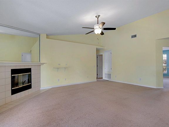 5th image of 1653 Cedrus Ln