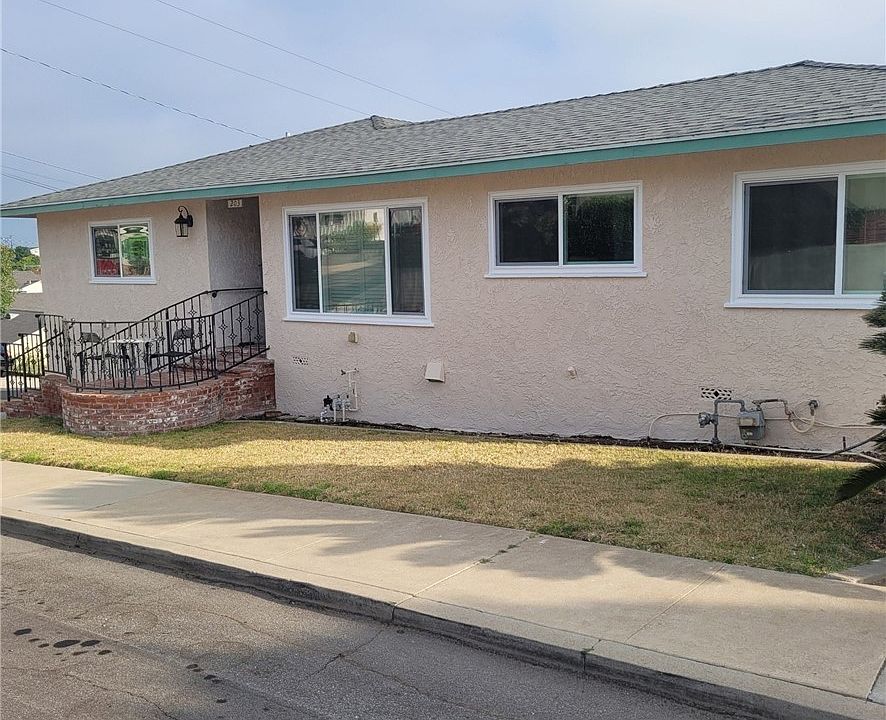 1st image of 203 E Sycamore Ave