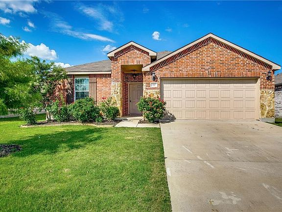 2nd image of 110 Abelia Dr