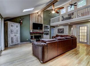 9370 Martin Rd, Roswell, GA 30076