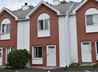 585 Park Rd UNIT 7-2, Waterbury, CT 06708