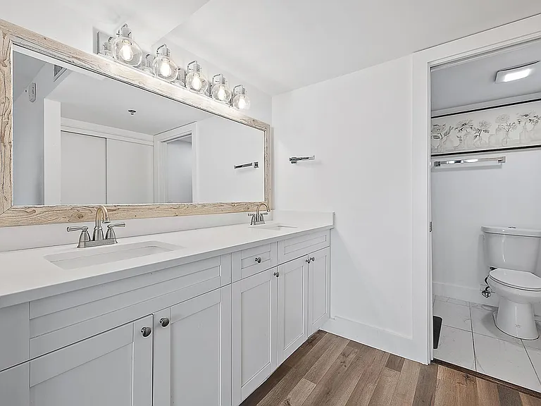 101 S Seas Dr #105 — Photo 17