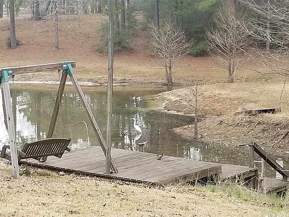 2nd image of 555 Waterfall Dr
