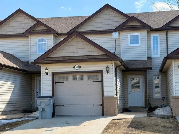 2829 N 12th Ave, Wainwright, AB T9W 0A9