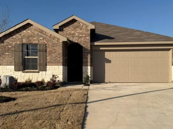5504 Rollins Dr, Krum, TX 76249