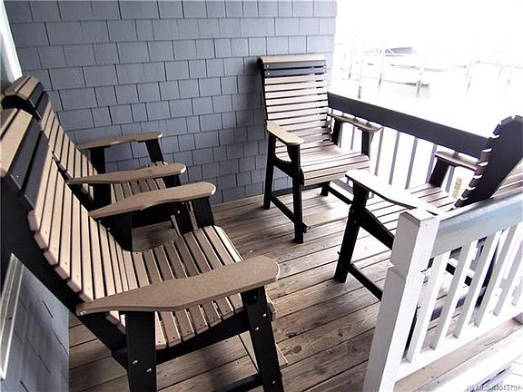 5th image of 1100 N Bay Ave #2