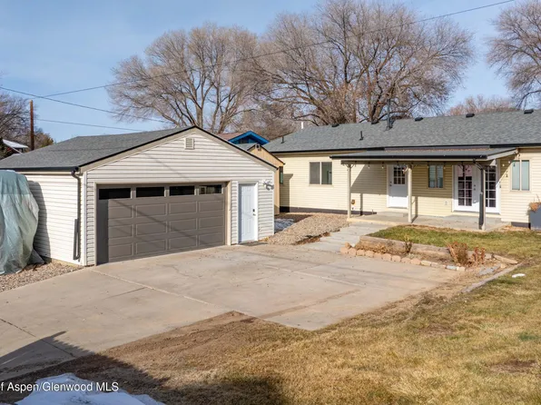 1051 Grand Ave, Silt, CO 81652