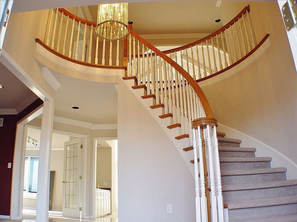 22081 Chase Dr, photo 23