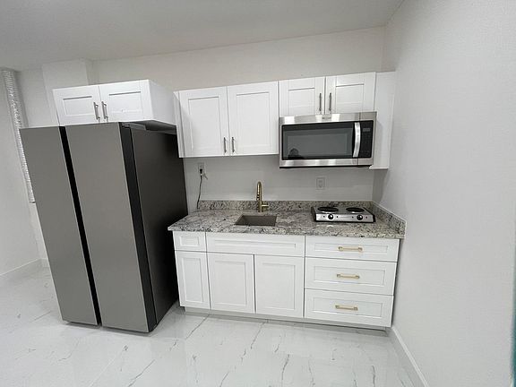 3rd image of 15975 SW 109th St #1