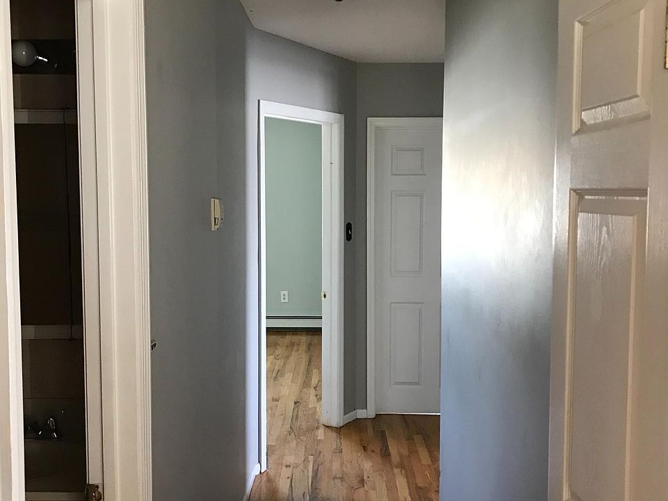 2nd image of 8112 Bay 16th St #3