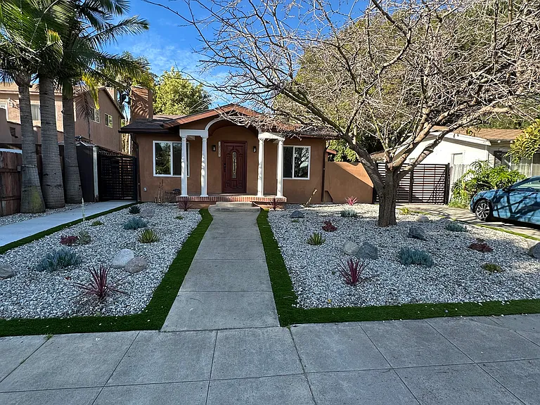 2017 Veteran Ave — Photo 8