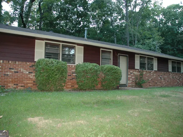 2407 16th Pl, Valley, AL 36854