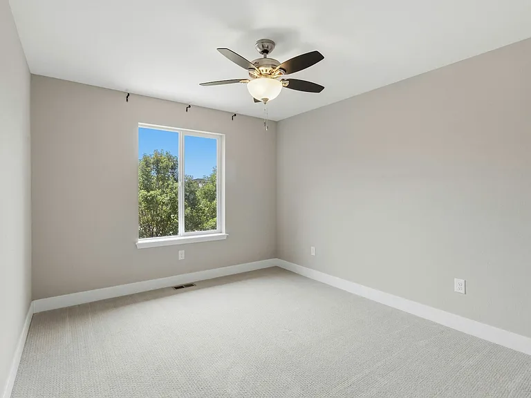 9202 E 53rd Ave — Photo 19