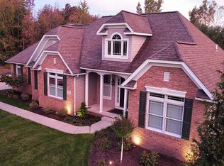 4922 Cessna Ave, Brunswick, OH 44212