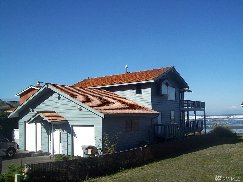 1st image of 36 Diamond Dr