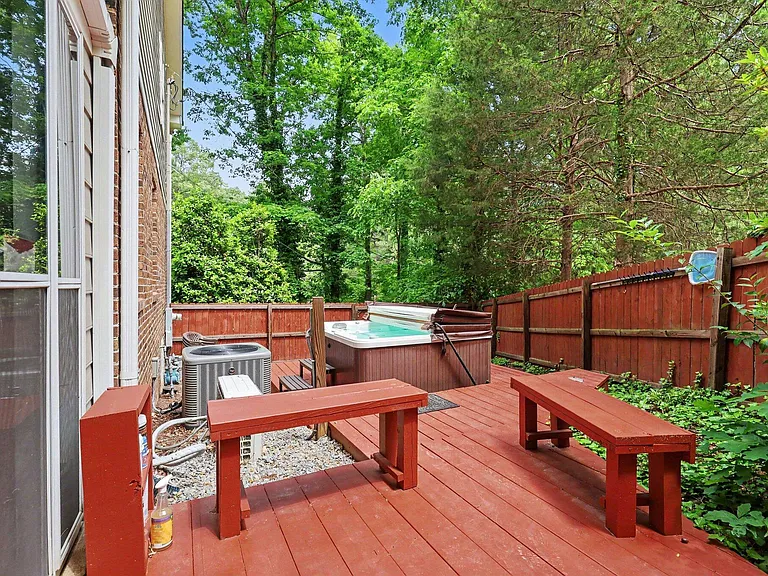 4125 Weaver Dr — Photo 33