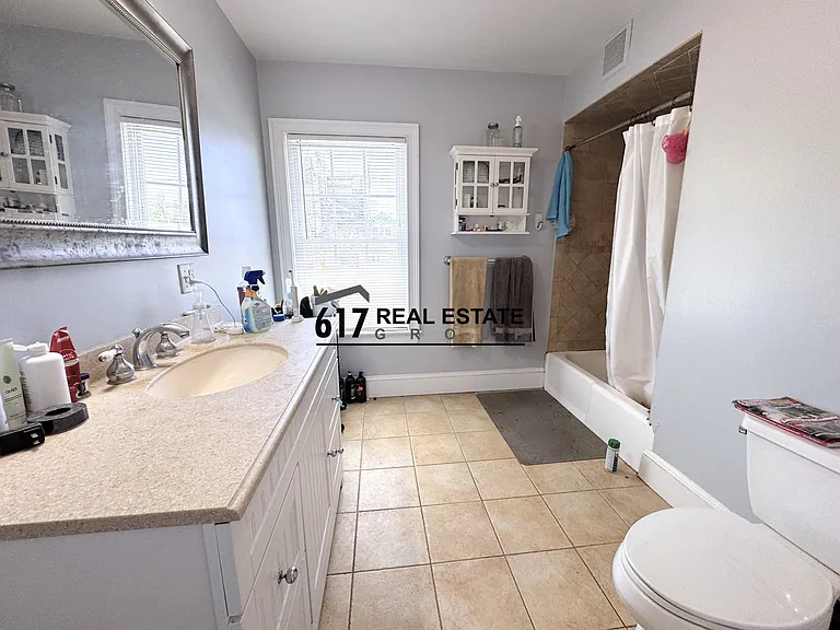 34 Brentwood St — Photo 20