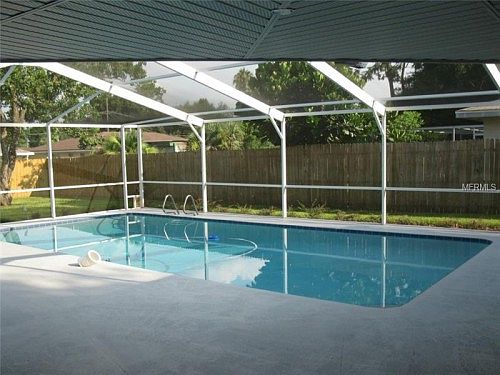 4th image of 112 Okaloosa Dr