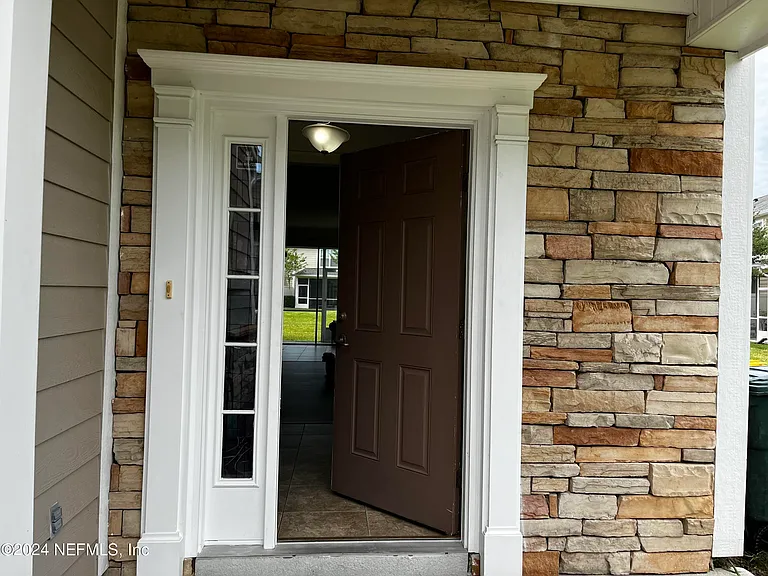 7180 Stonelion Cir — Photo 3