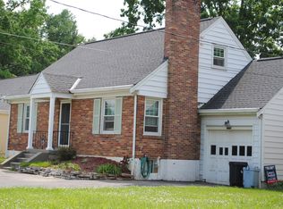 7219 Hosbrook Rd, Cincinnati, OH 45243