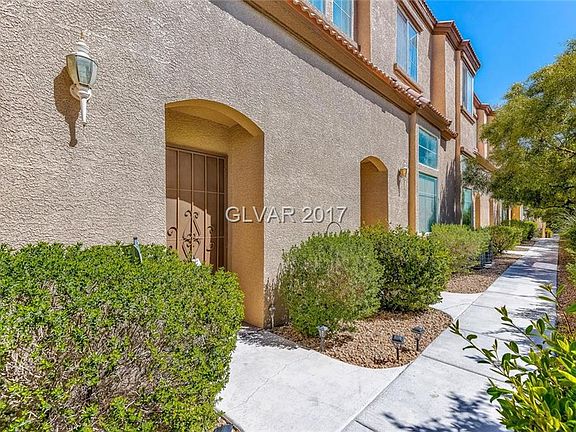 2nd image of 8443 Tiger Woods Ave