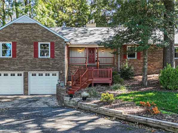 120 Lakepoint Ct, Williamsburg, VA 23188