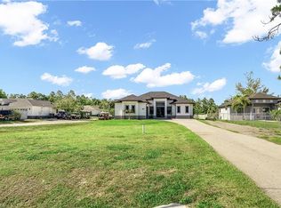 2557 29th AVE NE, NAPLES, FL 34120