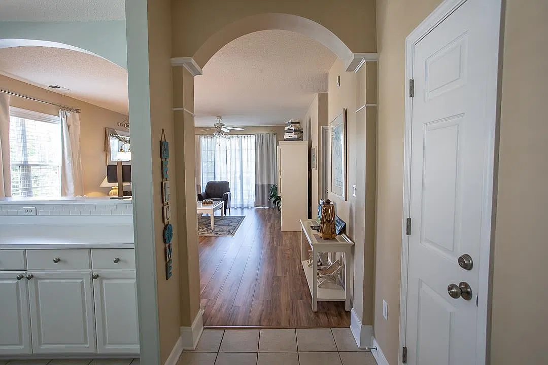 2 bed, 2.0 bath, 1000 sqft, $1,700 — Photo 4