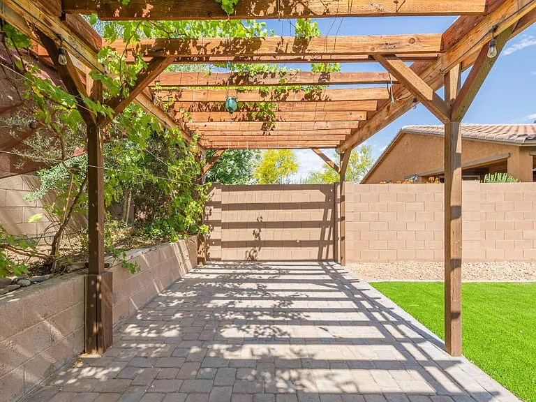 2532 W Corva Dr — Photo 44