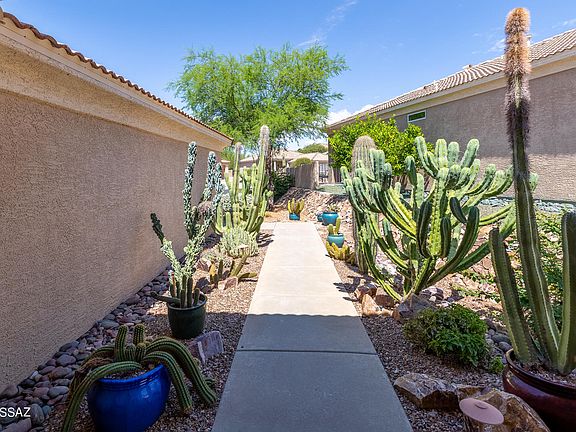 5th image of 13616 N Gold Cholla Pl