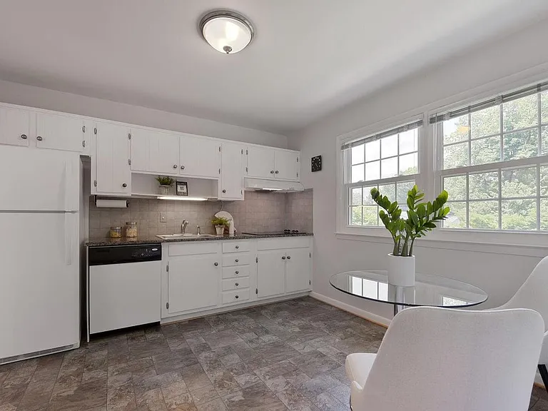 3512 Queen Anne Dr — Photo 19