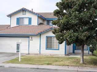 860 Maple Ct, Livingston, CA