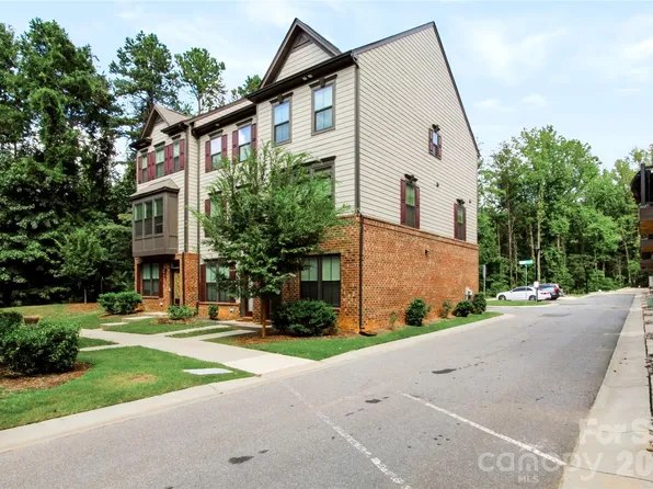 505 Cubitt Ct, Charlotte, NC 28205