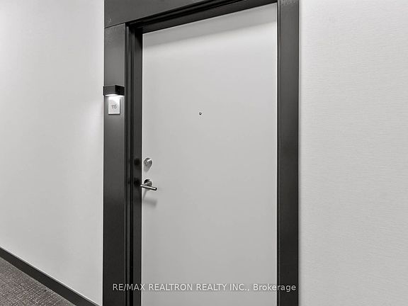 4th image of 6 David Eyer Rd #115