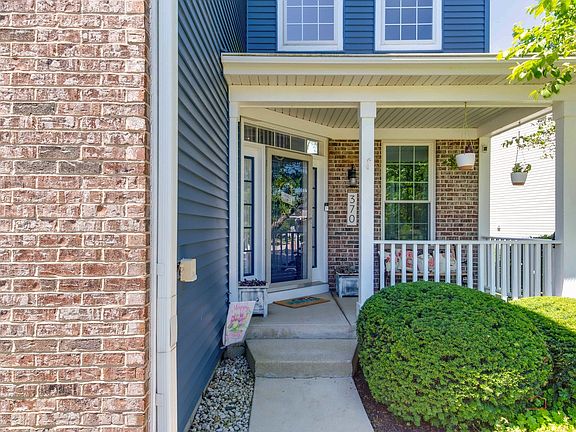 3rd image of 370 Ashford Ln
