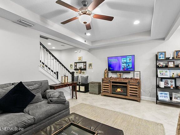 4th image of 132 VIA SONRISA