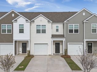 129 Yarrow Way, Moncks Corner, SC 29461