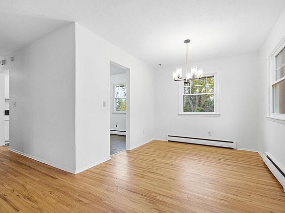 5th image of 1439 McAfee St #2