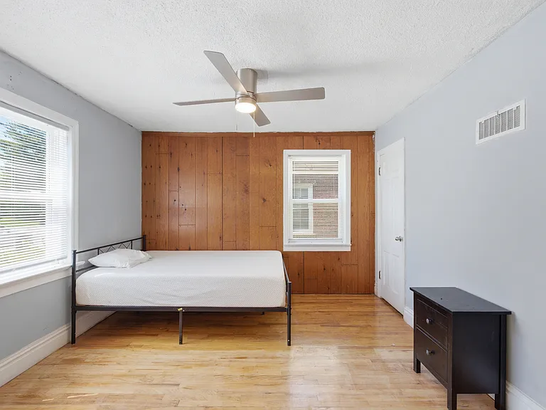 1330 S New Florissant Rd — Photo 18