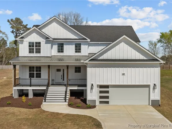 427 Stable Ct, Linden, NC 28356