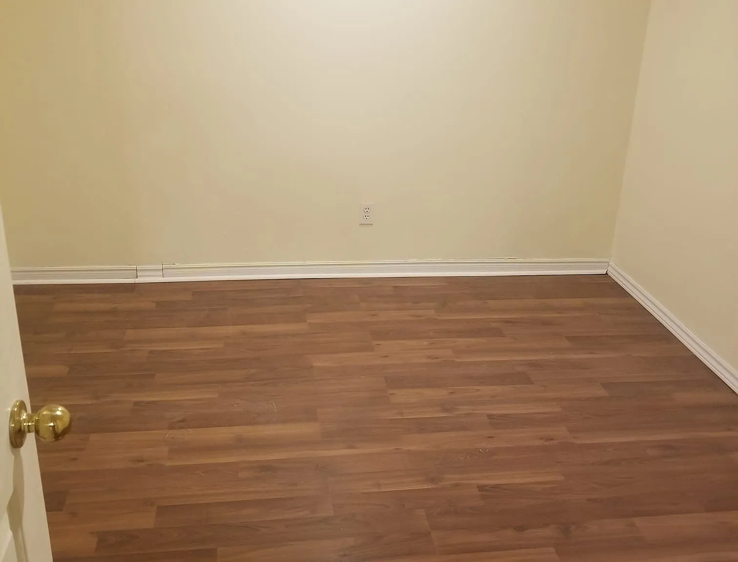 3 bed, $2,199 — Photo 2