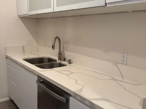 Upstairs 1 bedroom 1 bathroom apartment - Available now, 2569 Wightman St, San Diego, CA 92104