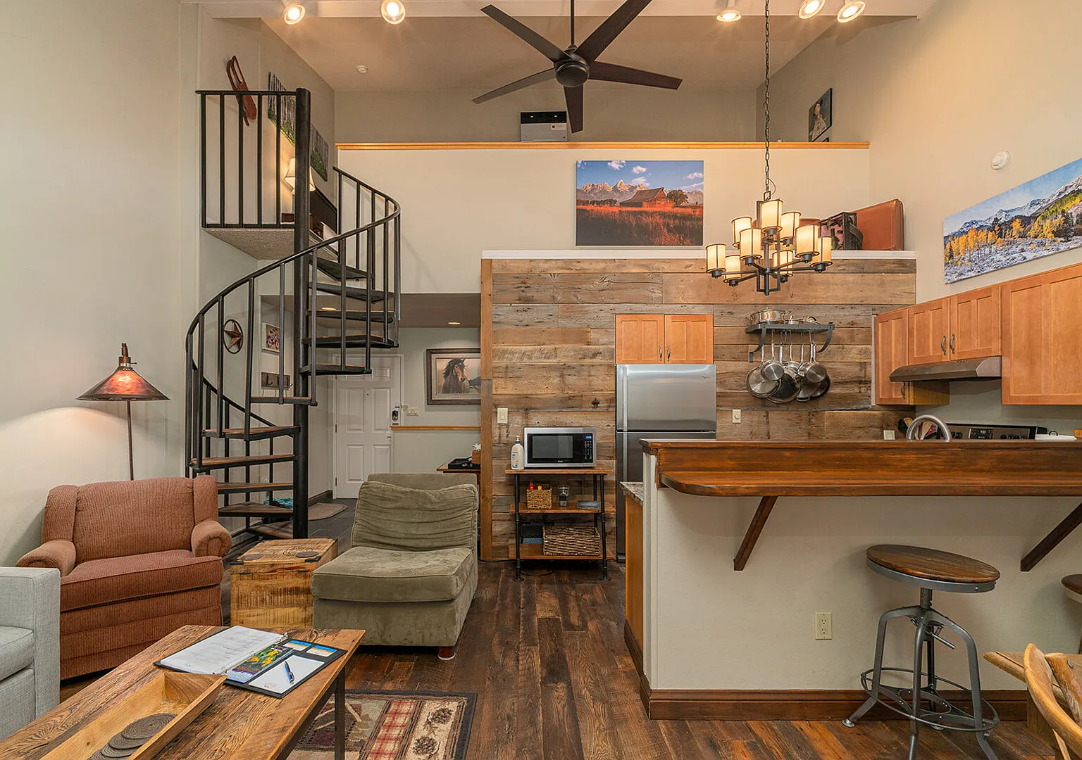 Lulu 6P Liftside Condo Walk to Gondola 2Bd + Loft, 2Ba, Sleeps 6 — Photo 1