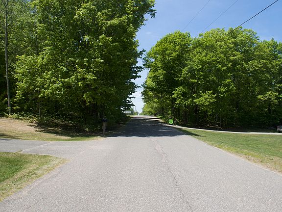 5th image of E9708 Gates Rd