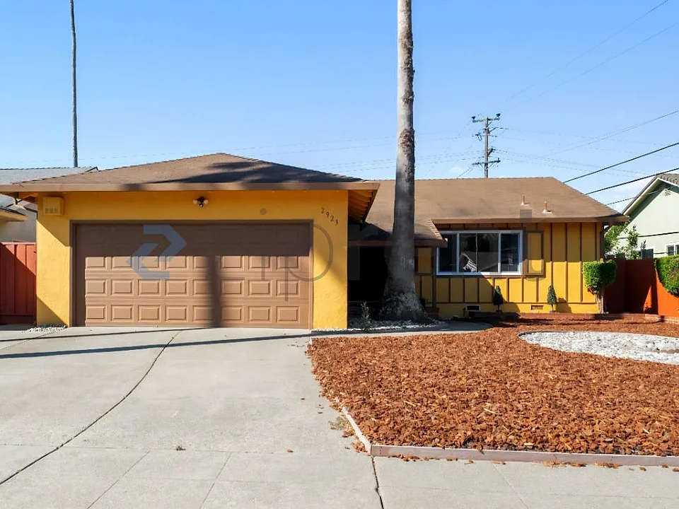 2923 Birmingham Dr