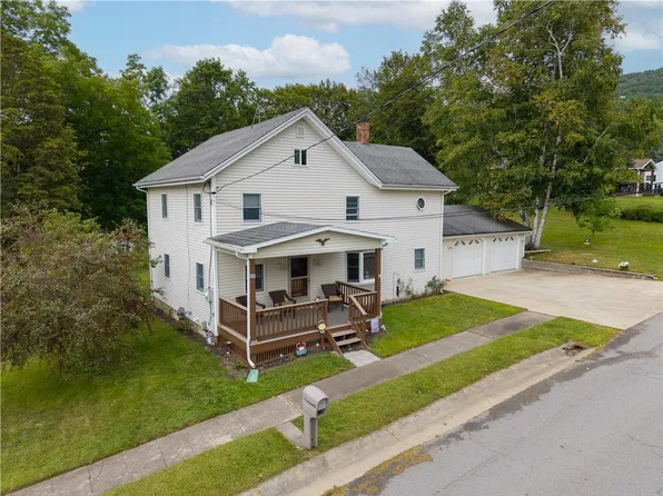 55 Leonard St N, Dansville, NY 14437