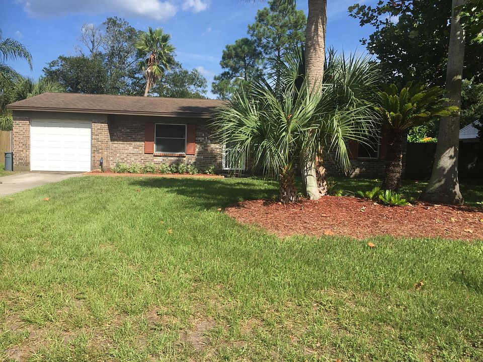 1st image of 110 Dolphin Blvd E