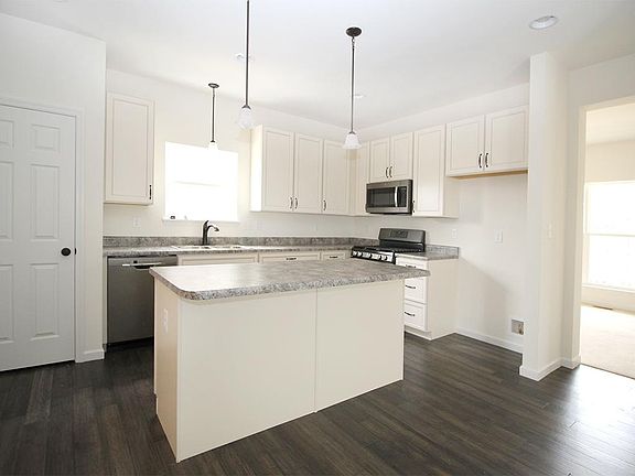 3rd image of 153 Stella Cherry Way