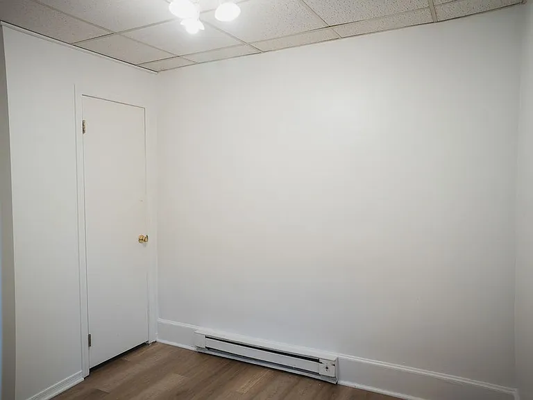 415 Wyandotte Street — Photo 12