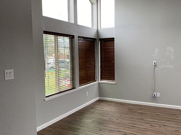 2nd image of 8761 Lambay Way